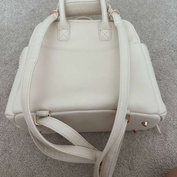 Ayla White Baby Bag - Picture 5 of 6